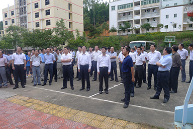 南平市市委書(shū)記裴金佳、市長(cháng)林寶金率市委市政府全部領(lǐng)導及各市縣主要領(lǐng)導一行蒞臨我公司視察指導
