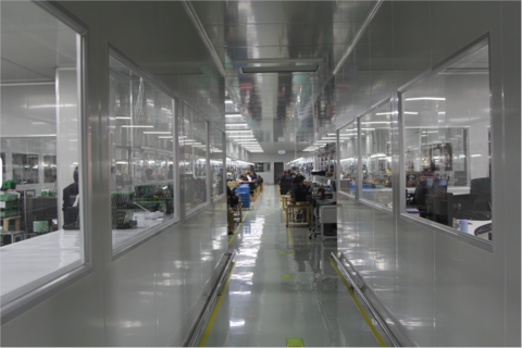 民營(yíng)企業(yè)如何敢于擔當勇于創(chuàng  )新突破？請看一一  疾風(fēng)勁草識虹潤